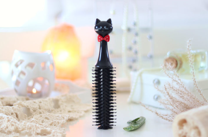 Okrągła szczotka do modelowania włosów Gentle Cat - czarna