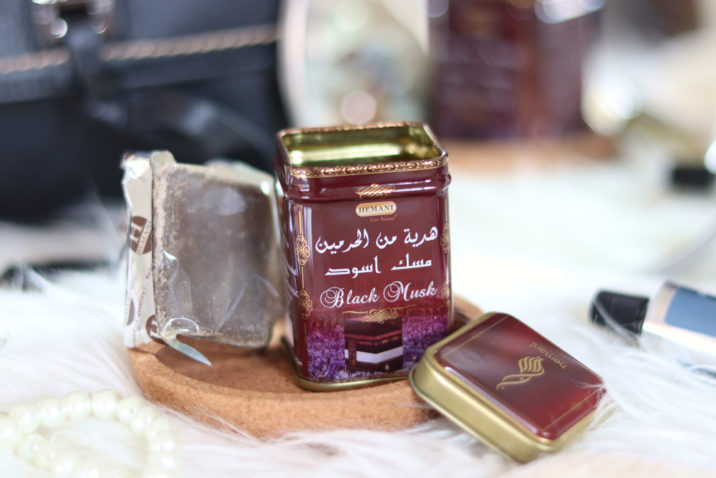 Perfumy arabskie w kostce - czarne piżmo