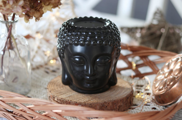 Kominek zapachowy do aromaterapii Budda
