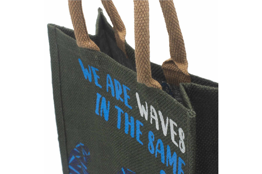Jutowa torba z nadrukiem - We are Waves